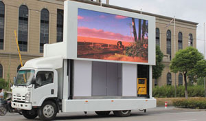 Application and Advantages of LED Advertising Vehicle