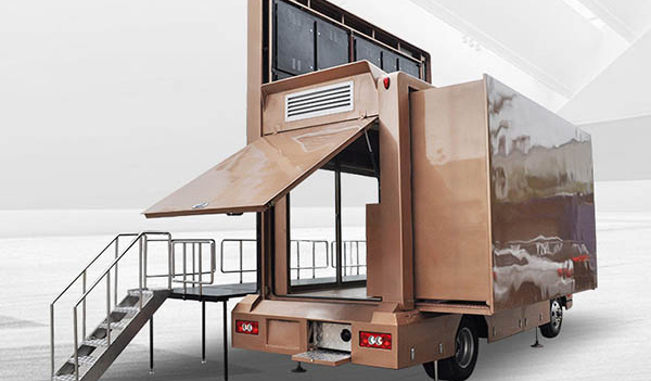 mobile exhibition vehicle